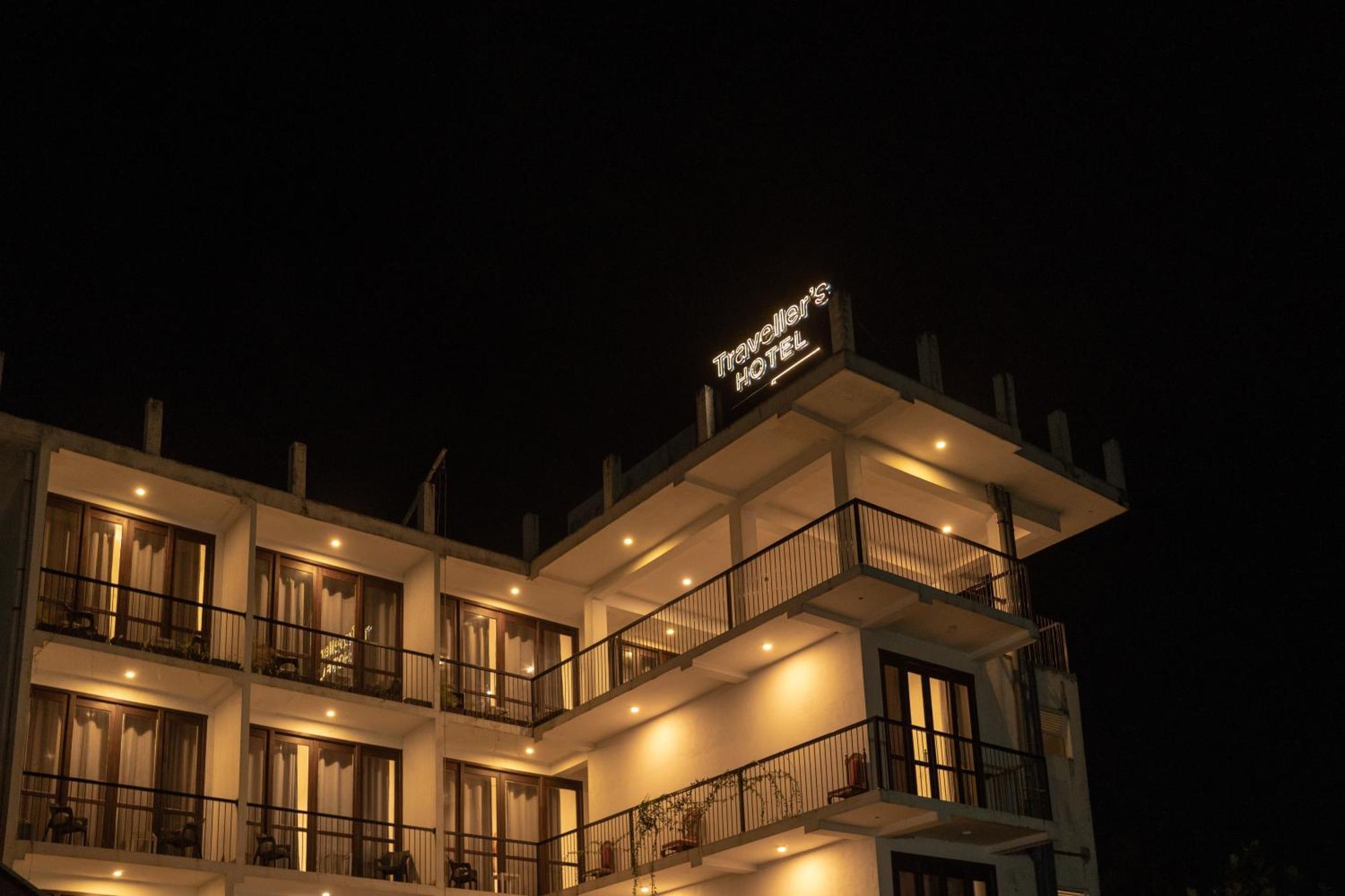 Traveller'S Hotel ฮิกคาดูวา ภายนอก รูปภาพ